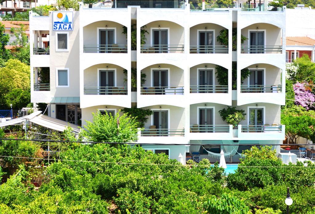 Aparthotel Saga 3*